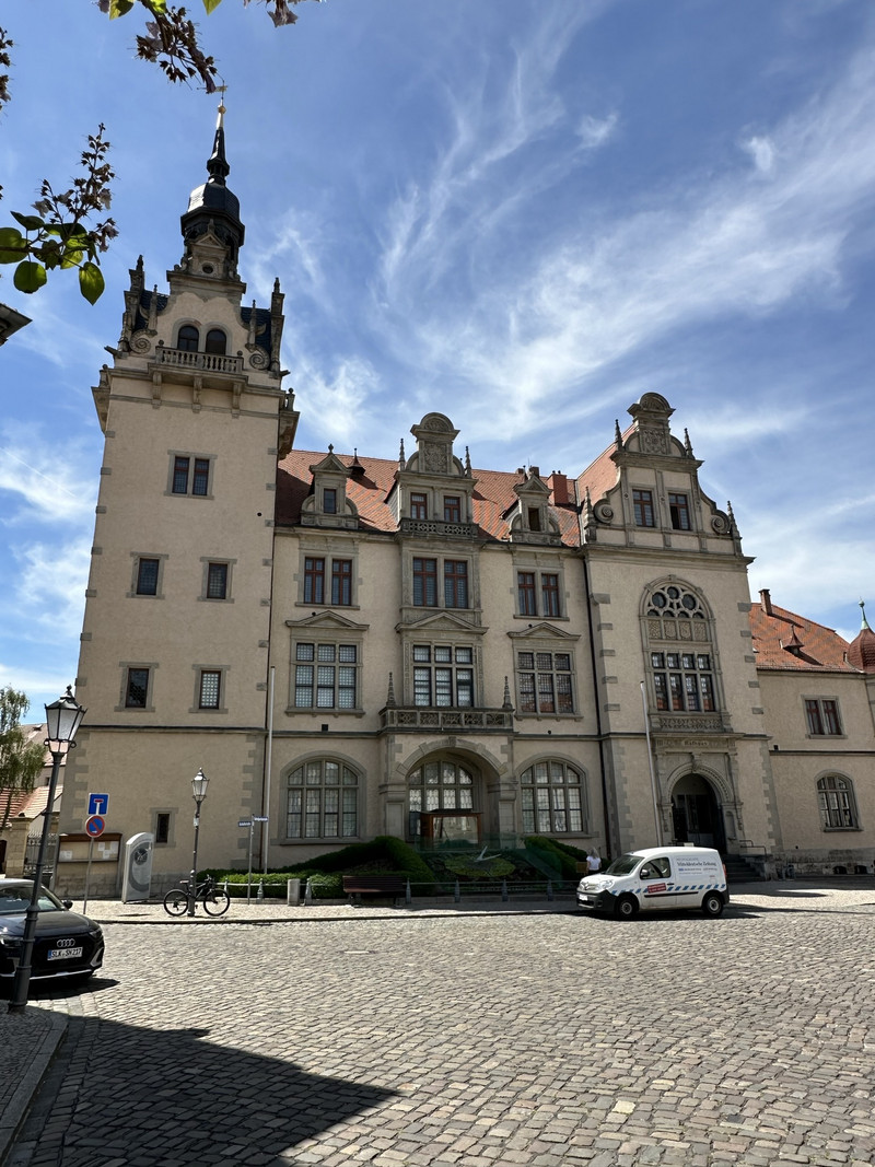 Vorderansicht Rathaus